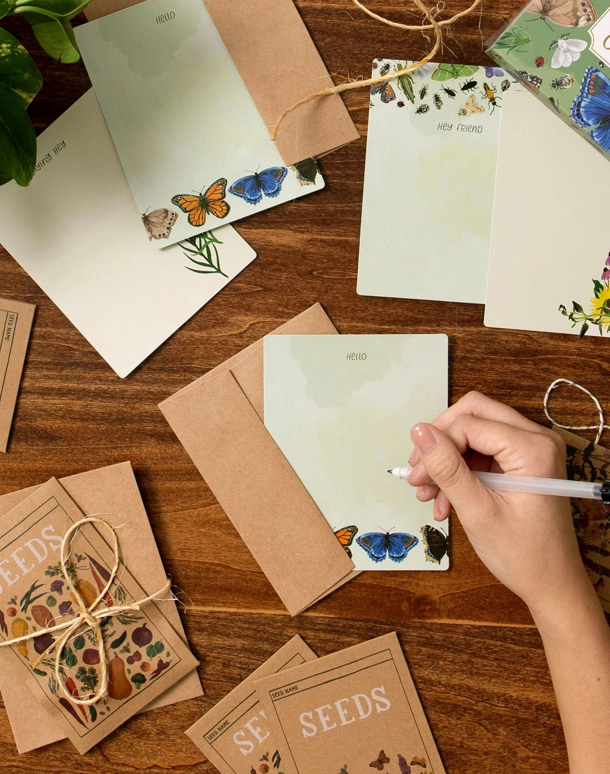 In The Garden Flat Note Set